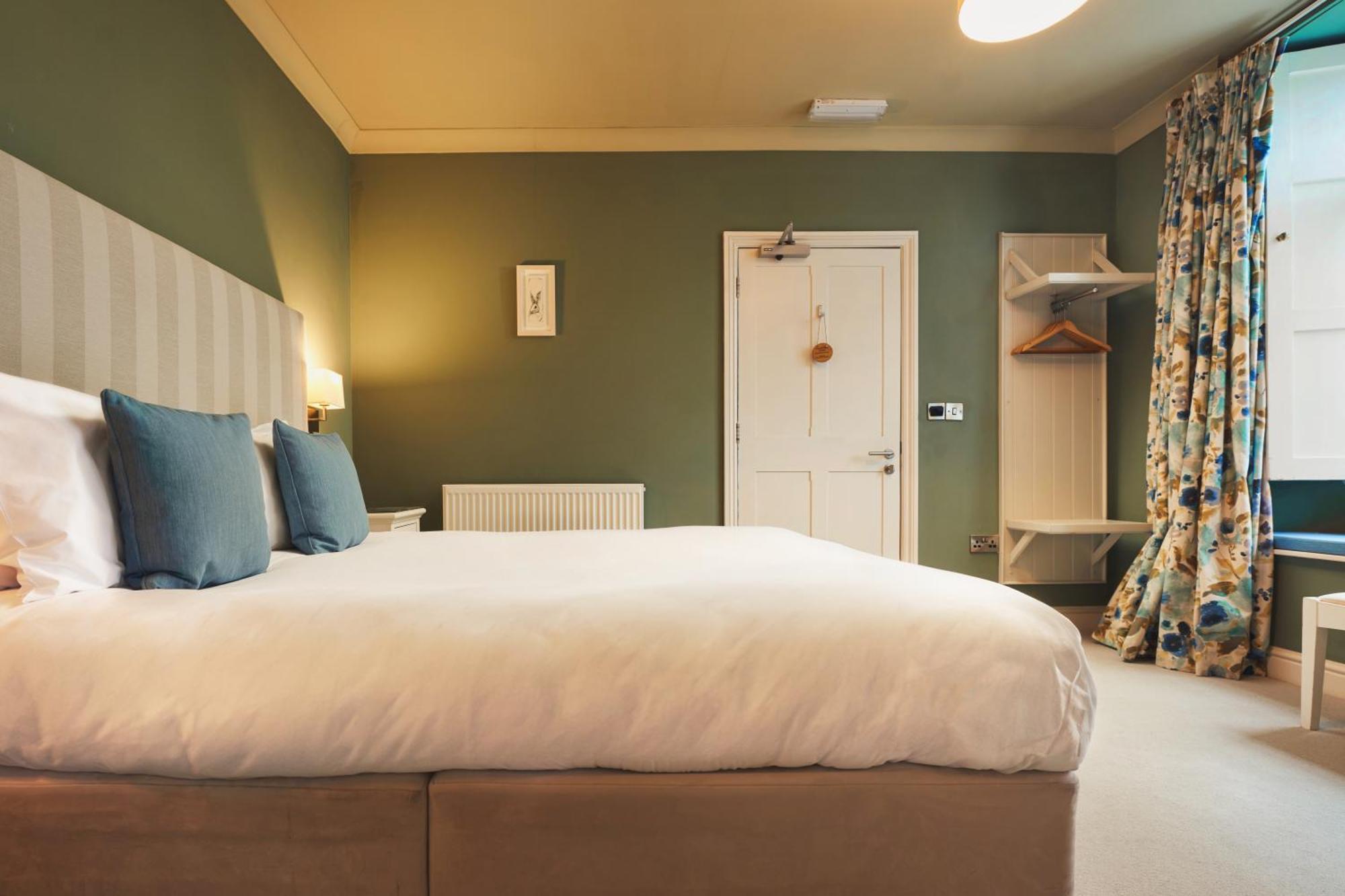 Rose And Crown Yealmpton Hotel Ngoại thất bức ảnh