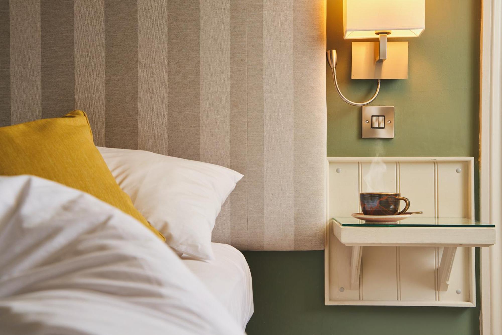 Rose And Crown Yealmpton Hotel Ngoại thất bức ảnh