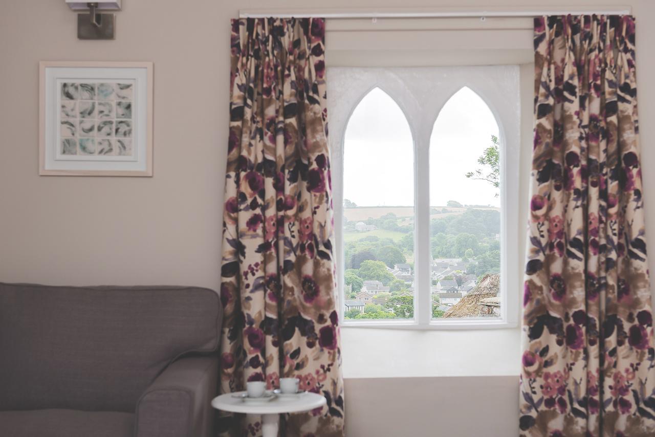 Rose And Crown Yealmpton Hotel Ngoại thất bức ảnh